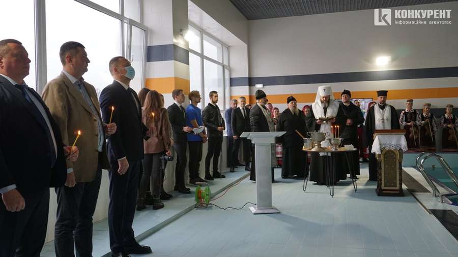 З міністром і народним хором: як у Луцьку відкривали оновлений басейн ЛНТУ (репортаж, відео)