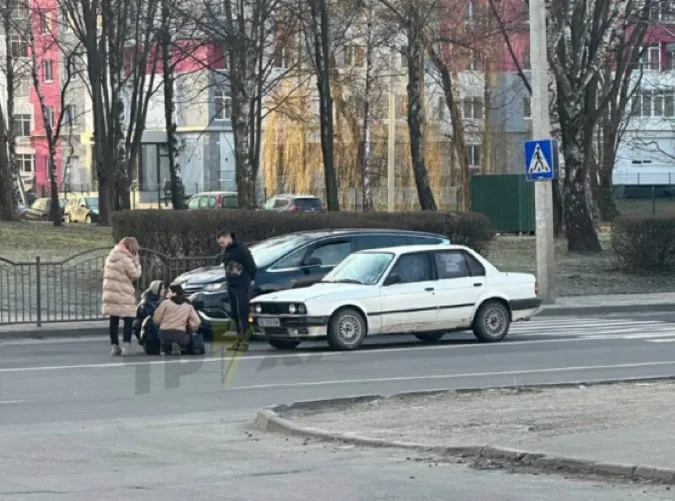 У Луцьку водій на BMW збив неповнолітню