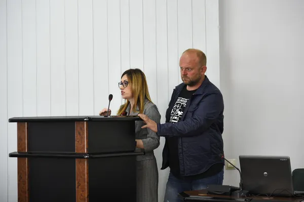 «ЗеДепутати» та новий «голова» на сесії Луцькради (репортаж)