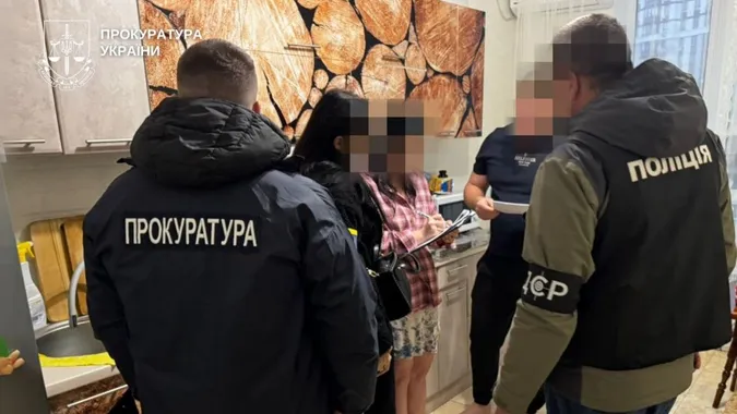 Опалювали школи «паперовим» вугіллям: на Волині судитимуть директорку підприємства