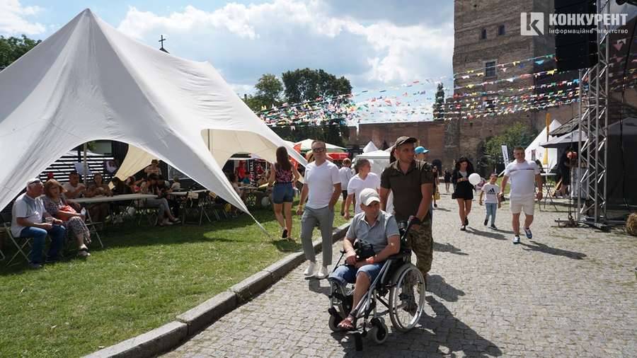 Як у Луцьку гуляли перший день фестивалю їжі (фото)
