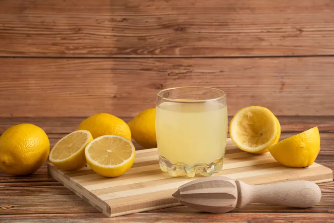 Лимонний сік може сприяти зниженню тиску