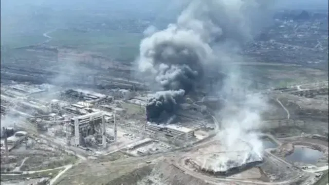 Окупанти бомбили «Азовсталь» і штурмували Попасну, – Генштаб