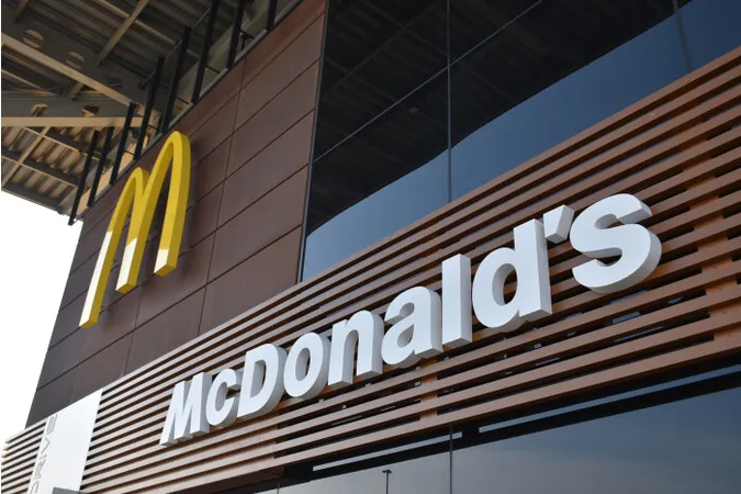 Скільки заробляють  у луцькому McDonald's