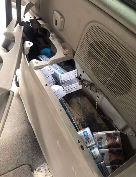 На Волині в білоруса забрали авто через контрабандні цигарки  (фото)