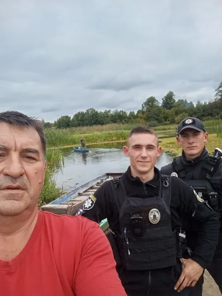 На Волині у браконьєрів відібрали риболовецькі сітки (фото)