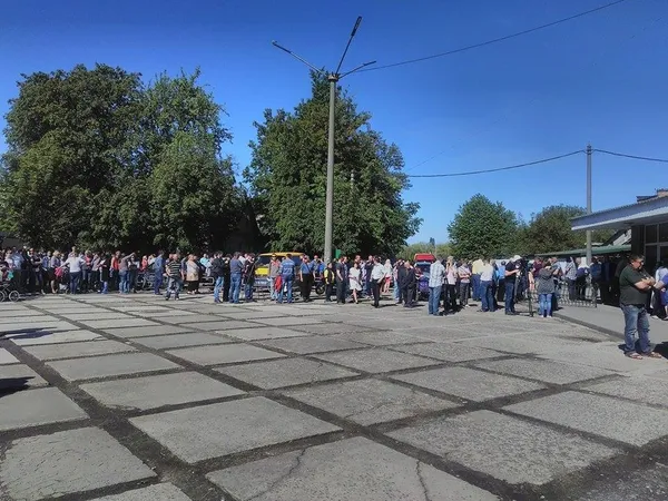 У Луцьку – акція протесту під цукровим заводом (фото) 