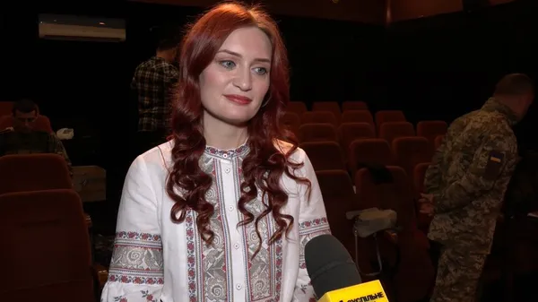 «У пошуках Афіни»: у Луцьку покажуть виставу за історією мами експолоненого морпіха (відео)