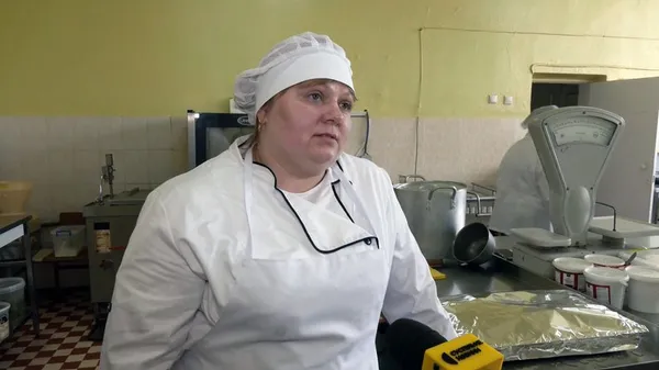 Все устаткування – на електриці: як під час відключень світла готують сніданки та обіди у школах Луцька