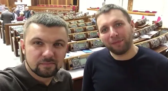 Гузь і Парасюк зіграють у футбол (відео)