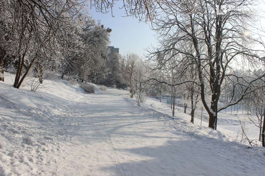 Казково: світлини Луцька, засипаного снігом