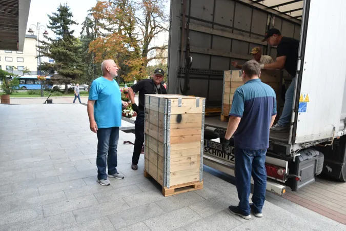 До Луцька прибула гуманітарна допомога з Німеччини (фото, відео)