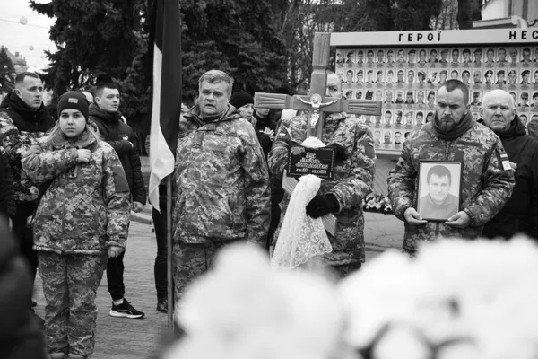 У Луцьку попрощалися із загиблим захисником Миколою Чусом (фото)