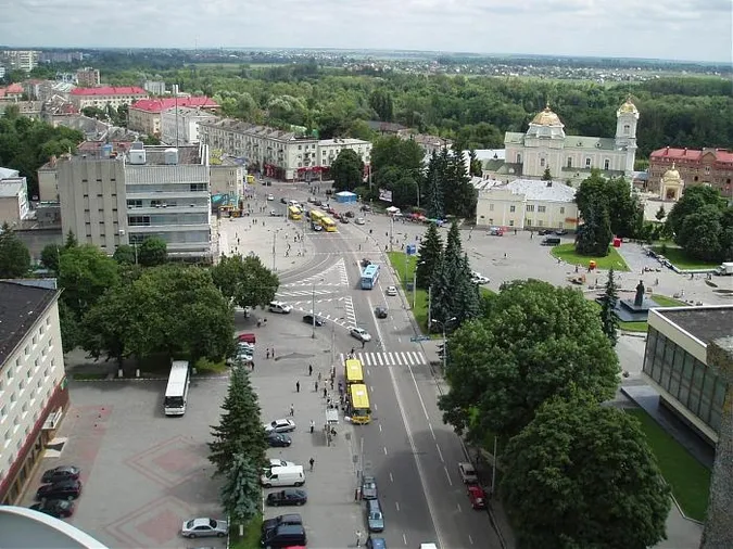 На Театральному майдані потрібні багатоповерхівки, а не «підземка», – луцький архітектор