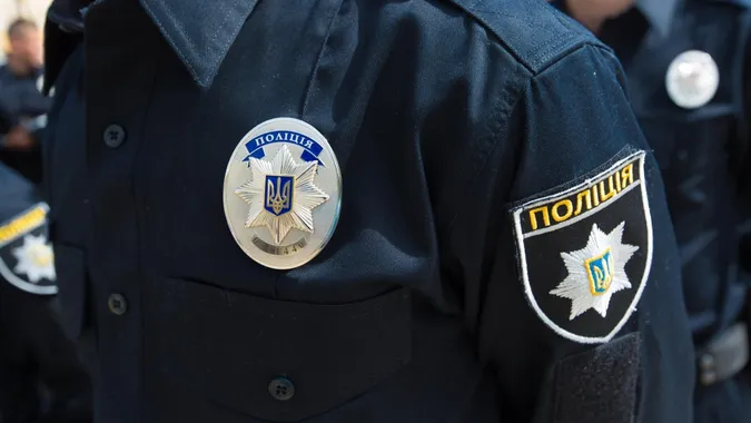 Влетів в електроопору і втік: на Волині упіймали водія-порушника