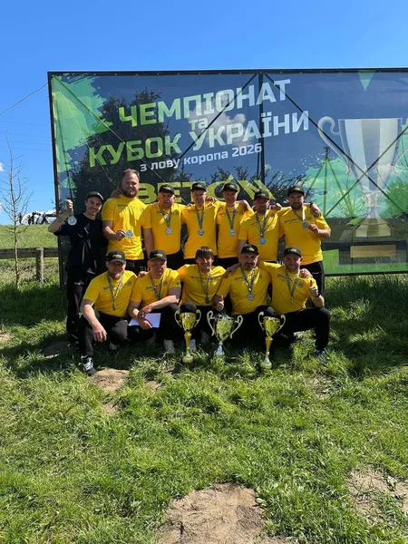 Гігант вагою 17 кг: волинські рибалки впіймали найбільшу рибину на Кубку України (фото)