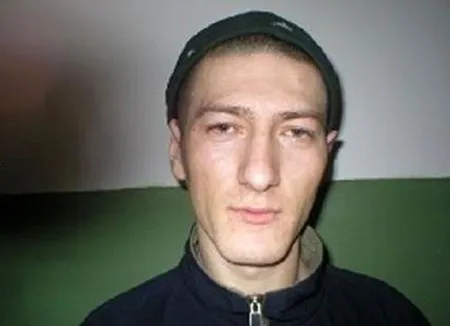 Неповнолітня допомогла злочинцю втекти з-під варти