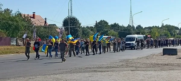 У селі під Луцьком провели в останню земну дорогу Миколу Линника (фото)