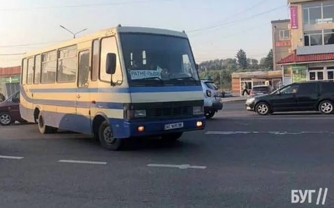 Наздогнали аж в Нововолинську: у Володимирі водій автобуса збив пенсіонерку та поїхав з місця ДТП