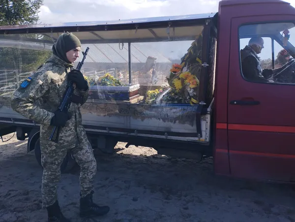На Волині попрощались із захисником Сергієм Гінчуком (фото)