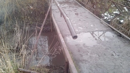 У Луцьку мостик через Сапалаївку віджив своє (фото)