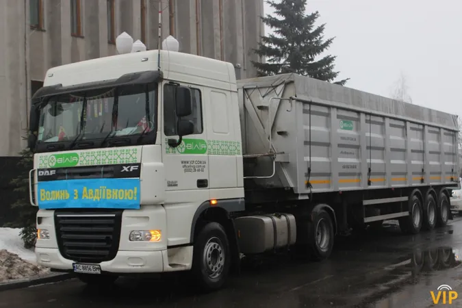 Фура ТМ «ВІЛІЯ» повезла в Авдіївку гуманітарну допомогу