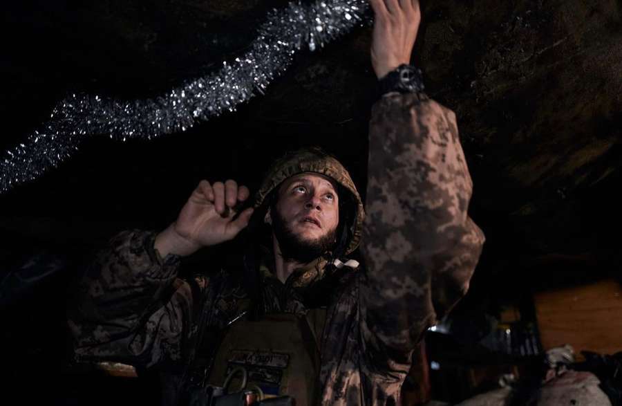 Різдво на передовій: як українські воїни готуються до святкувань під обстрілами (фото)
