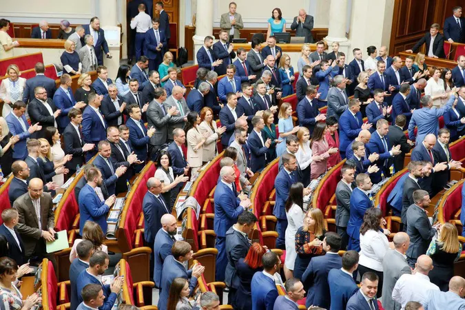 Разумков прокоментував збільшення зарплат для нардепів