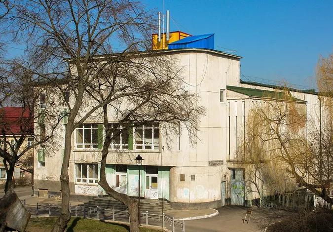 Чи доцільно реконструювати кінотеатр «Батьківщина» у Луцьку за 51 млн
