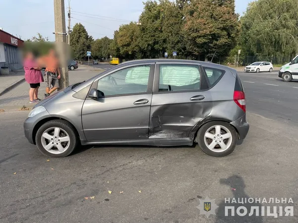 Автівки – вщент, люди – в лікарні: слідчі зʼясовують обставини ДТП біля Луцька (фото)