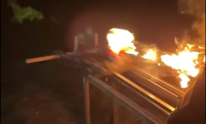 У Луцьку створили катапульту для коктейлів Молотова. Назвали ДжаВолина (відео)