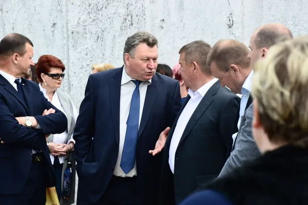 ...Депутат-забудовник Леонід Стефанович...