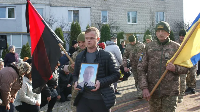У Луцькому районі попрощалися із воїном В'ячеславом Бовконюком (фото)