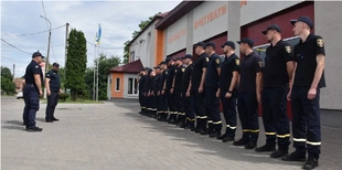 Волинські рятувальники поїхали розміновувати Донеччину (фото)