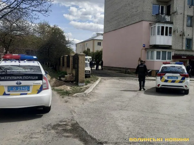 На Теремнівській у Луцьку знайши тіло із перерізаним горлом
