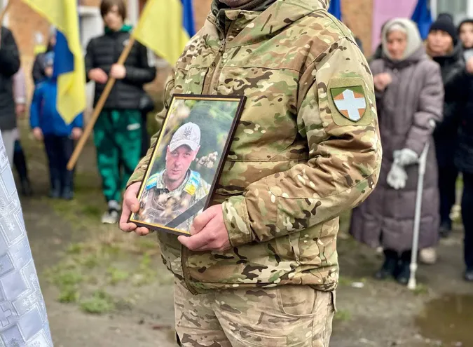 У Благодатному відбулося прощання з Героєм Валентином Королем
