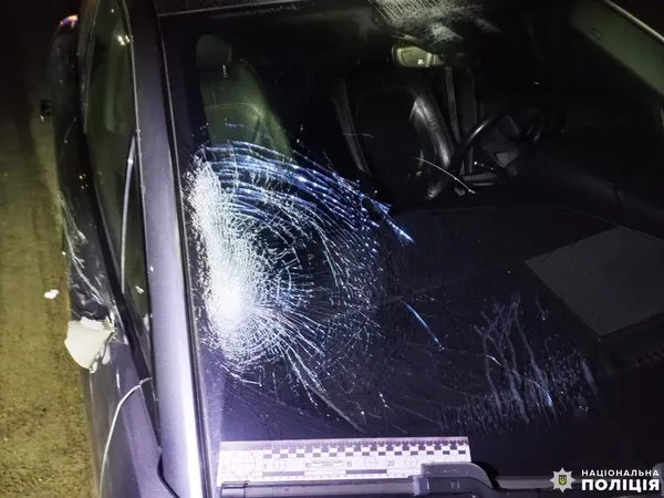 Моторошна ДТП на пішохідному переході: на волинянина наїхали одразу два автомобілі (фото 18+)
