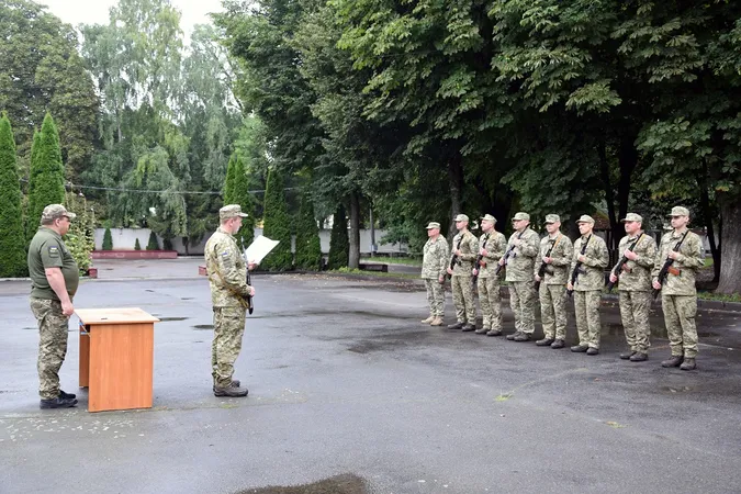 У Луцьку склали військову присягу прикордонники-новобранці (фото)