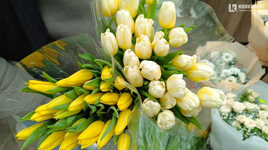 Квітковий бум: скільки коштують тюльпани в Луцьку