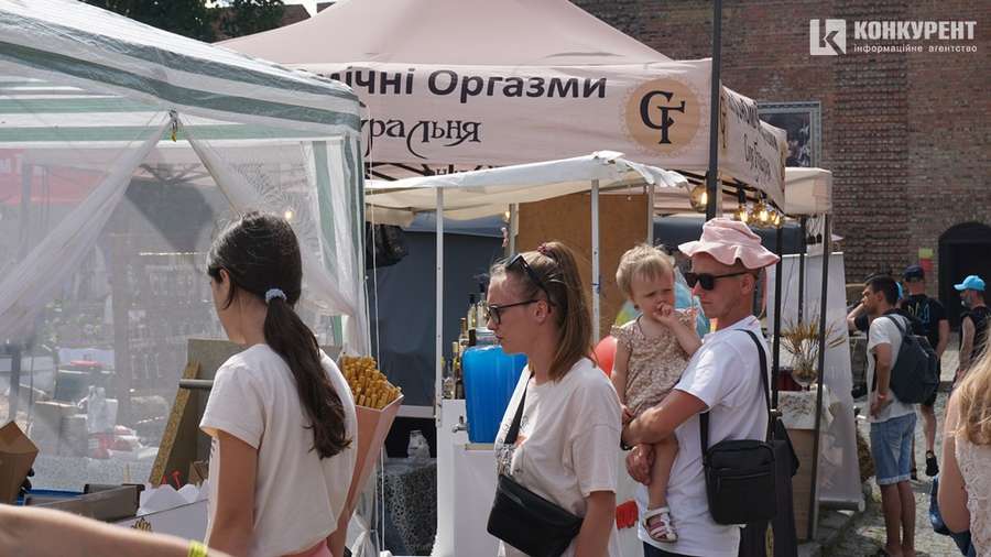 Як у Луцьку гуляли перший день фестивалю їжі (фото)
