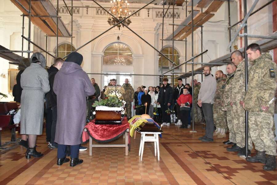 У Луцьку попрощалися із загиблим на Донеччині Максимом Баєвим (фото)