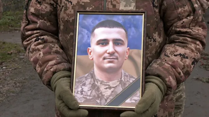На Волині попрощалися з полеглим 25-річним розвідником Артуром Балаєм (фото)