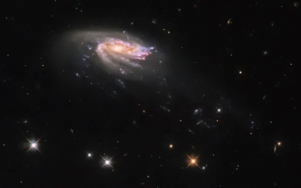 Hubble показав медузоподібну галактику у сузір’ї Водолія