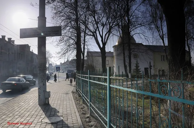 Луцький фотохудожник «впіймав» весну в місті