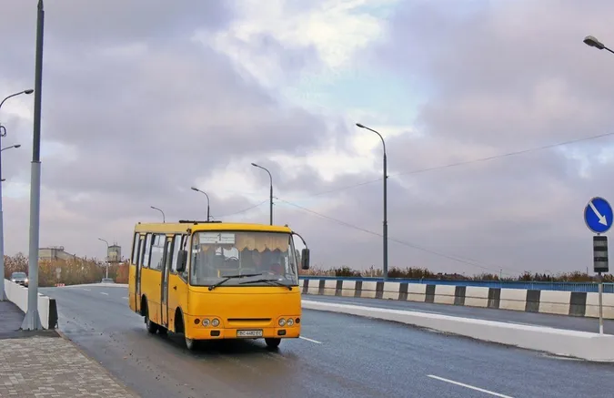 Мешканці Дубнівської потерпають від транспортного колапсу, – депутат