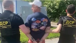 На Київщині злочинці під час окупації викрали автівки зі складу (відео)