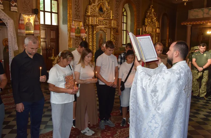 У Луцьку родини загиблих прикордонників отримали відзнаки захисників (фото)