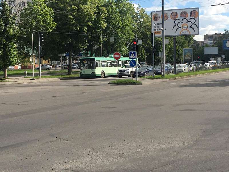 У Луцьку запустили громадський транспорт (фото, відео)