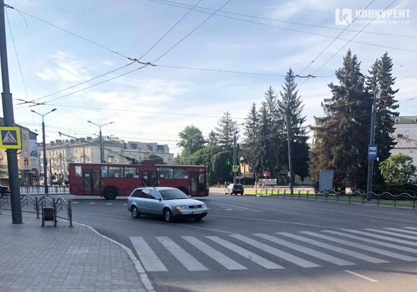 Тотального карантину в Луцьку не видно: транспорт працює, але не весь (ФОТО, ВІДЕО, ОНОВЛЕНО)