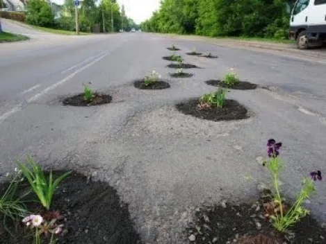 Назвали найбільш незадовільні ділянки дороги у Луцьку для автомобілістів (відео)